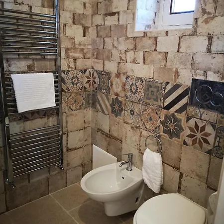 Trulli Stett * تْشيستيرنِنو