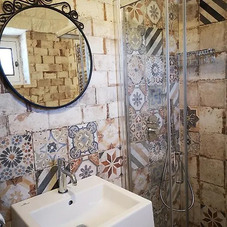 Trulli Stett تْشيستيرنِنو